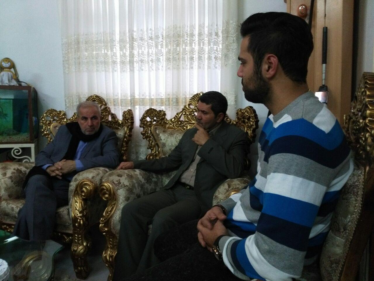 اختصاصی/ابراز تاسف نماینده رشت از بیکاری قهرمان جوان رشتی شمشیرباز جهان