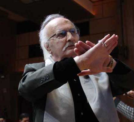 اختصاصی/اندرحکایت برگزاری مراسم روز رشت و اعتراض شدید شاعر گیلانی به مسئولان!