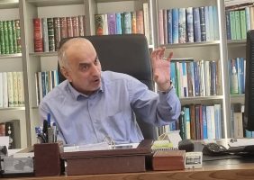 اختصاصی / مدیر کل صمت گیلان در گفتگو با کاشف اسرار : آماده سازی زمین برای احداث کارخانه خودروسازی و مونتاژ در گیلان / ارائه ۲۰ بسته سرمایهگذاری صنعتی در دومین نمایشگاه فرصتهای سرمایهگذاری گردشگری با حضور تجار اوراسیا
